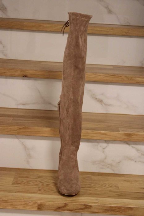 Дълги велурени ботуши