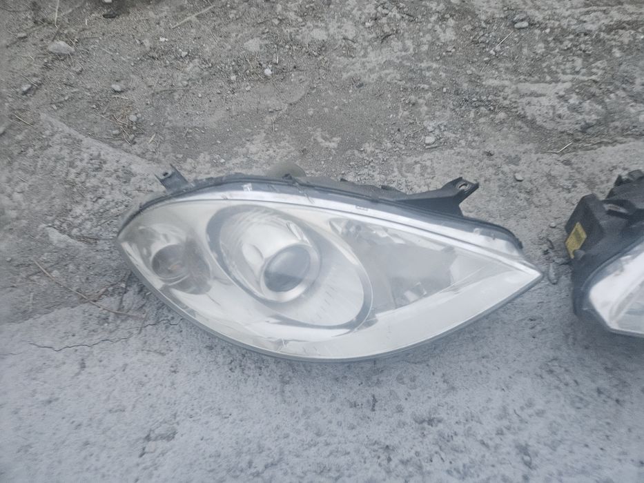 Faruri Peugeot 307 cu lupa facelift