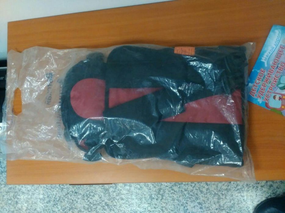 Безкаркасное авто кресло новое