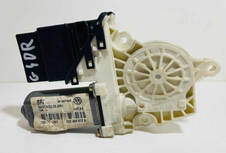 Motoras macara geam dreapta spate 105407301/1C0959812A Volkswagen VW