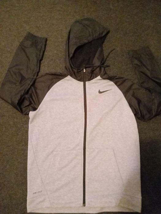Bluza Nike de barbat,marime M