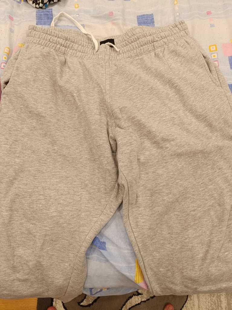 Pantaloni gri H&M