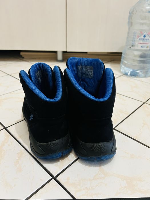 Vand bocanci cu fier atlas