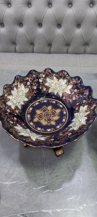 Ваза для фруктов. Почти не использованная. Цена 190 тысяч за пару