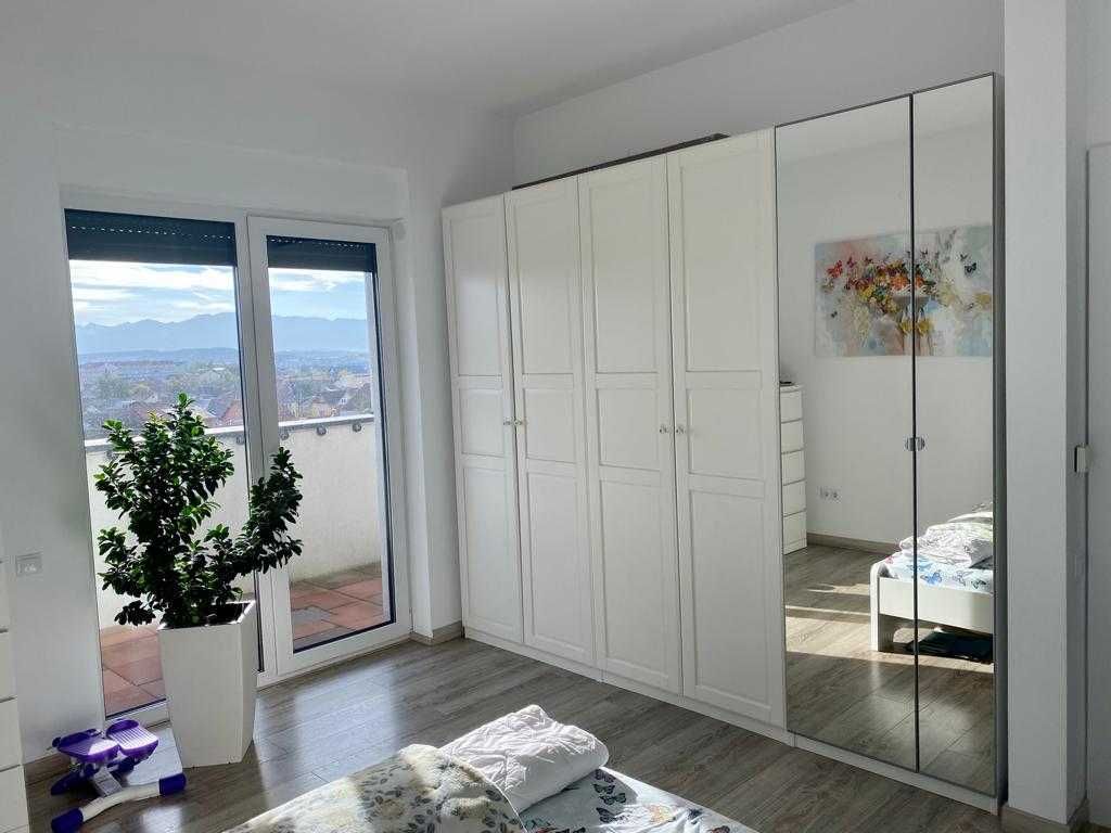 Penthouse 3 camere 80 mp