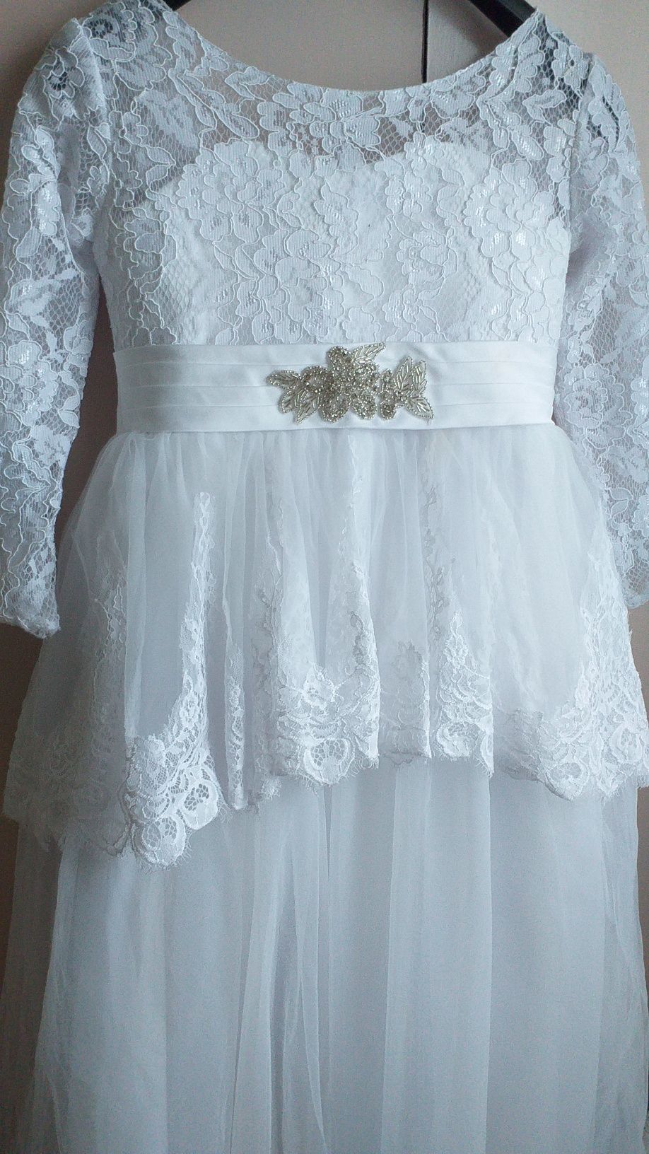 Vand rochie elegantă, talia 10(134-140cm)