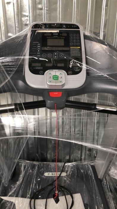 Depozit aparate Life fitness