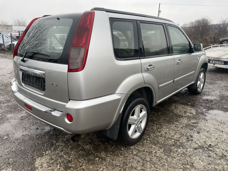 Нисан х трейл Nissan X Trail 2.2 на части