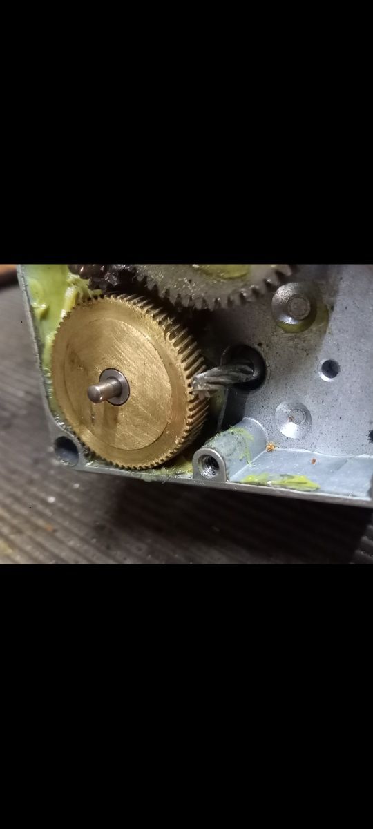 Pinion reductor centrala/cazan peleți, service, bucse