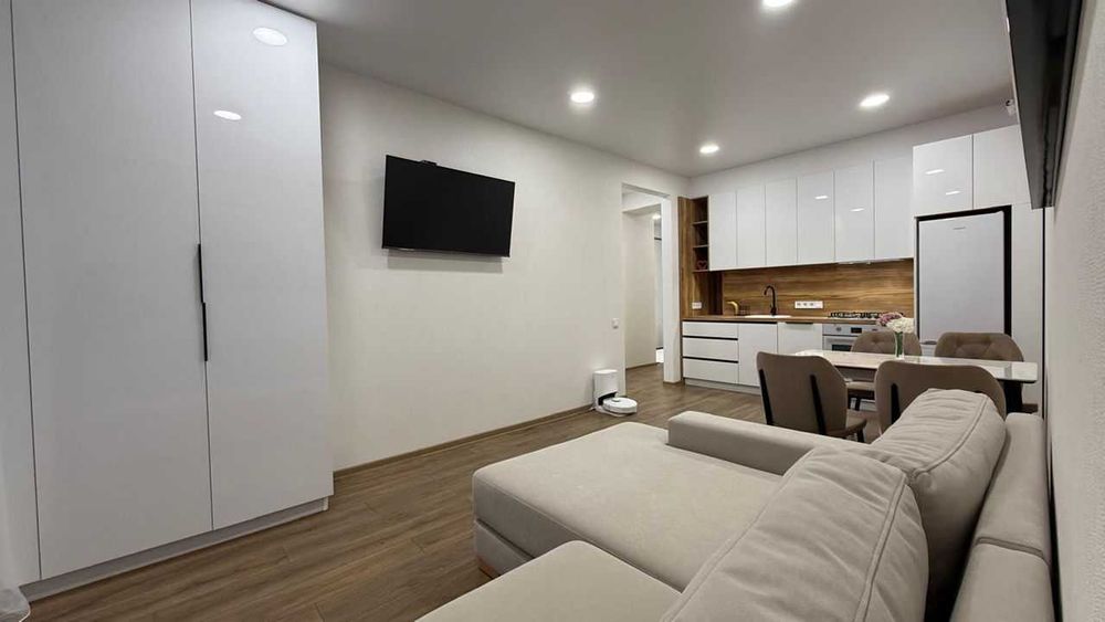 Двустаен имот в Кръстова вада