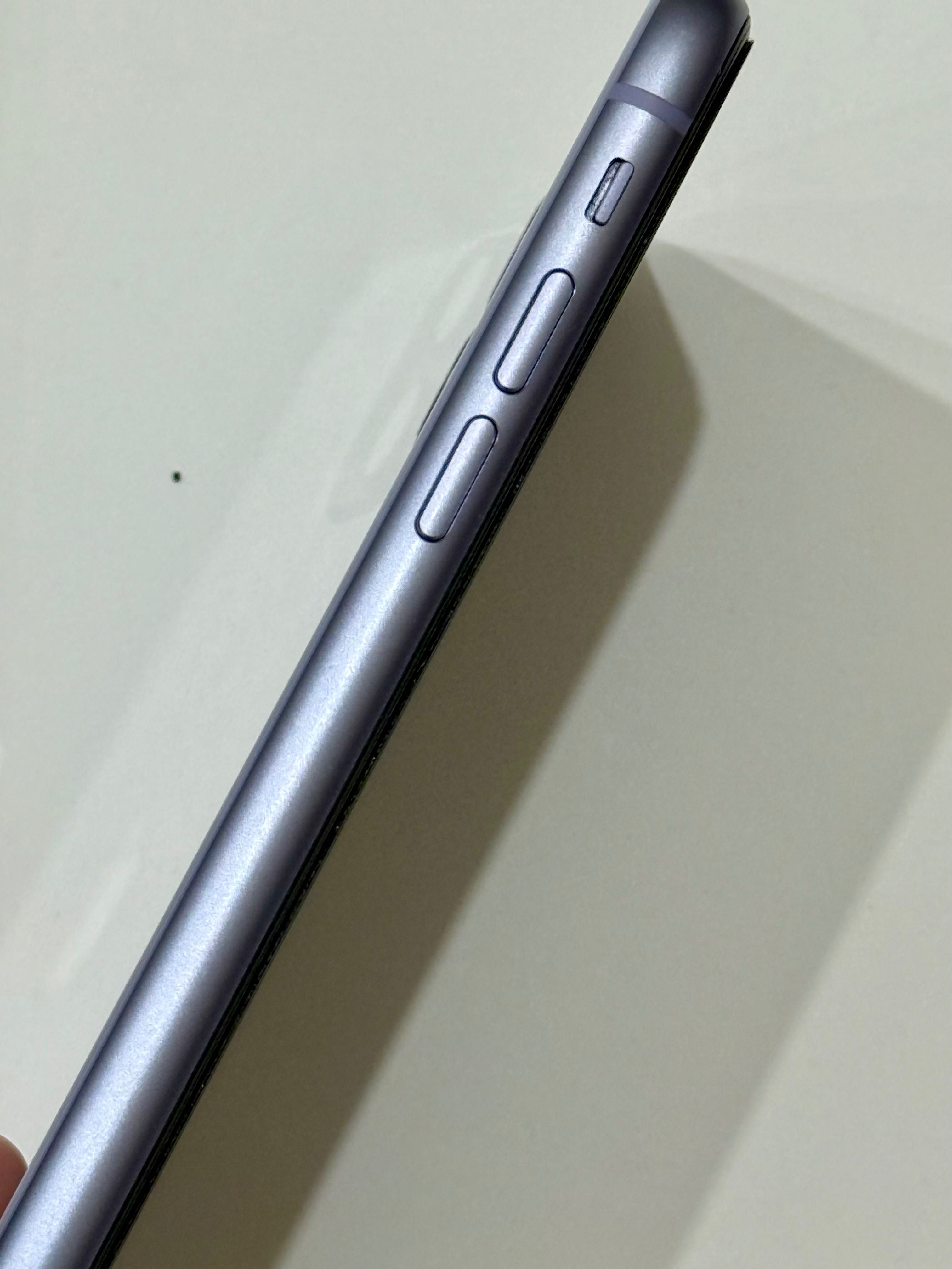 Продажа IPhone 11