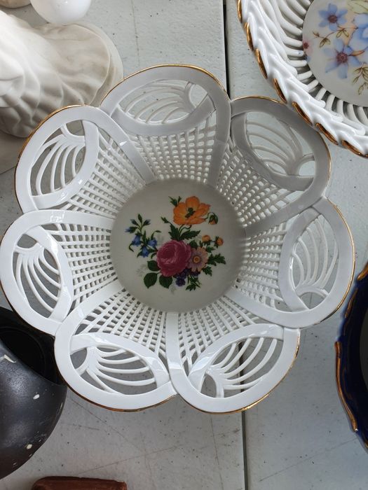 Cosulet portelan cu model floral