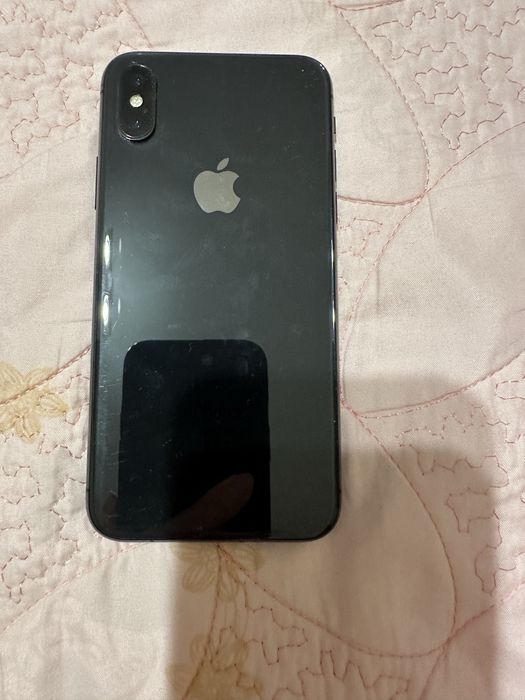 Продам смартфон IPhone X