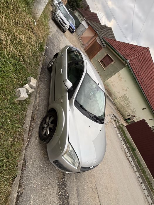 Ford Focus 1.6 benzină MKII