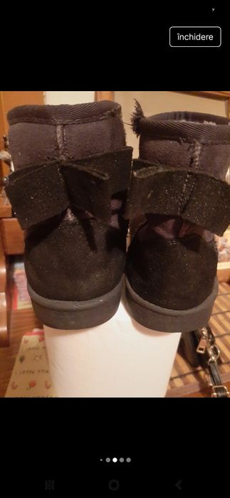 Vind cizmulițe  tip UGG de culoare  gri marimea  38