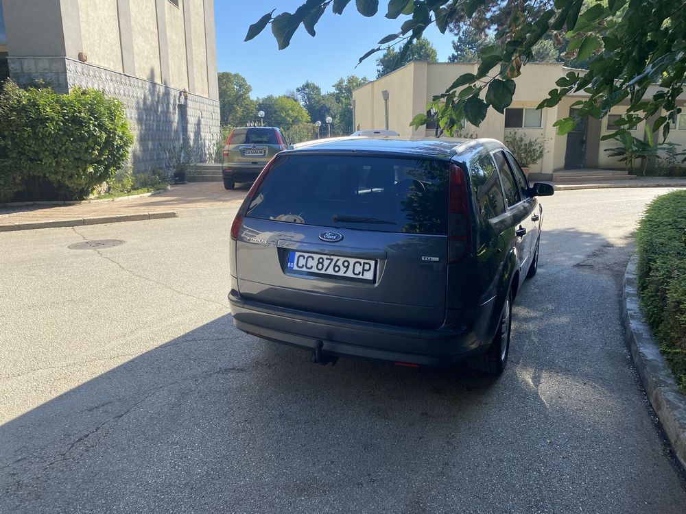 Форд фокос 2005г 1.6 90кс