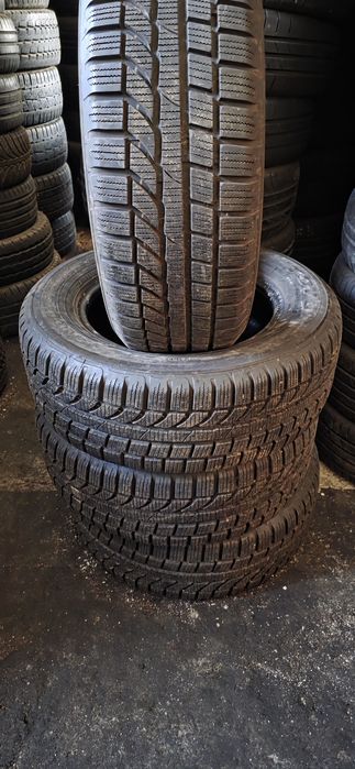 Гуми 4бр 225/60/15 - 1бр- 89лв