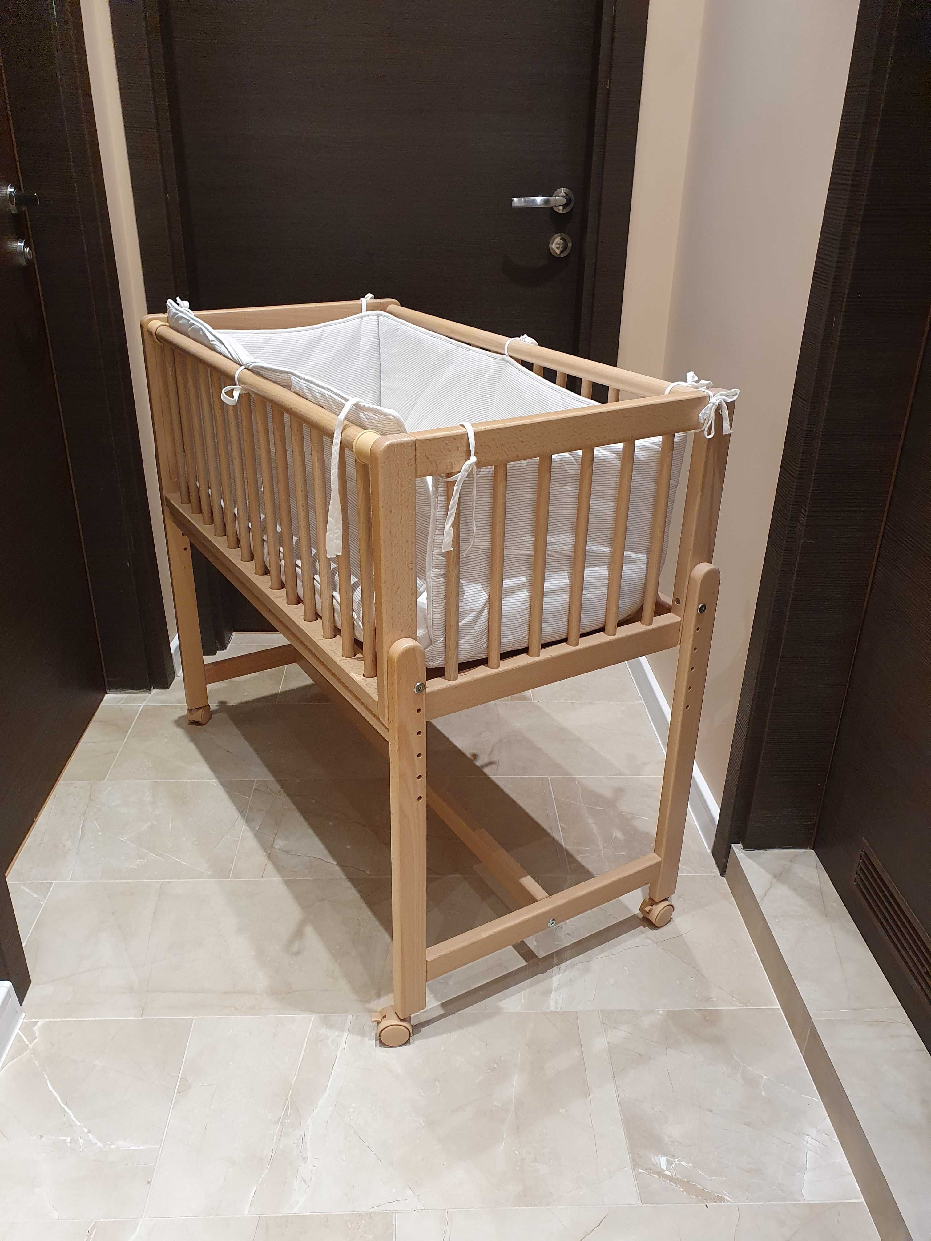 Продавам мини кошара Lawalu от Geuther с падаща преграда