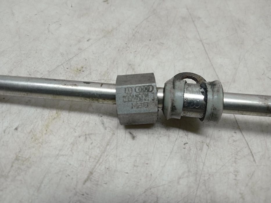 Conducta ulei turbo 1.9 2.0 tdi BKC BLS BXE 03g145771j Volkswagen Jet