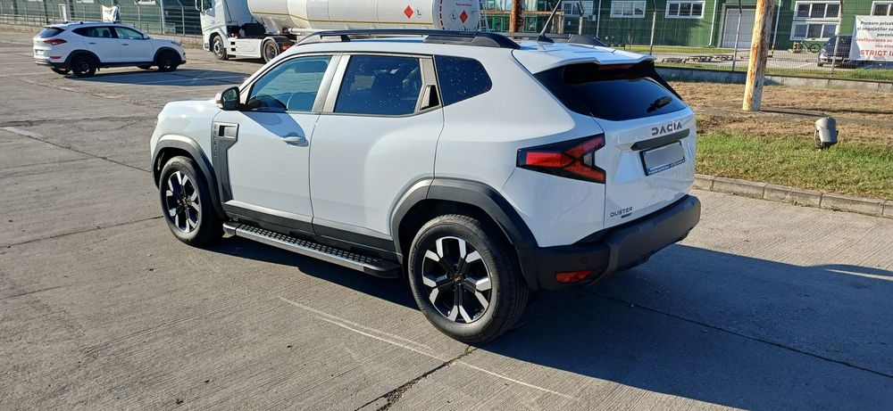 Dacia Duster 3 Extreme Hybrid 1.6 E-Tech 2025