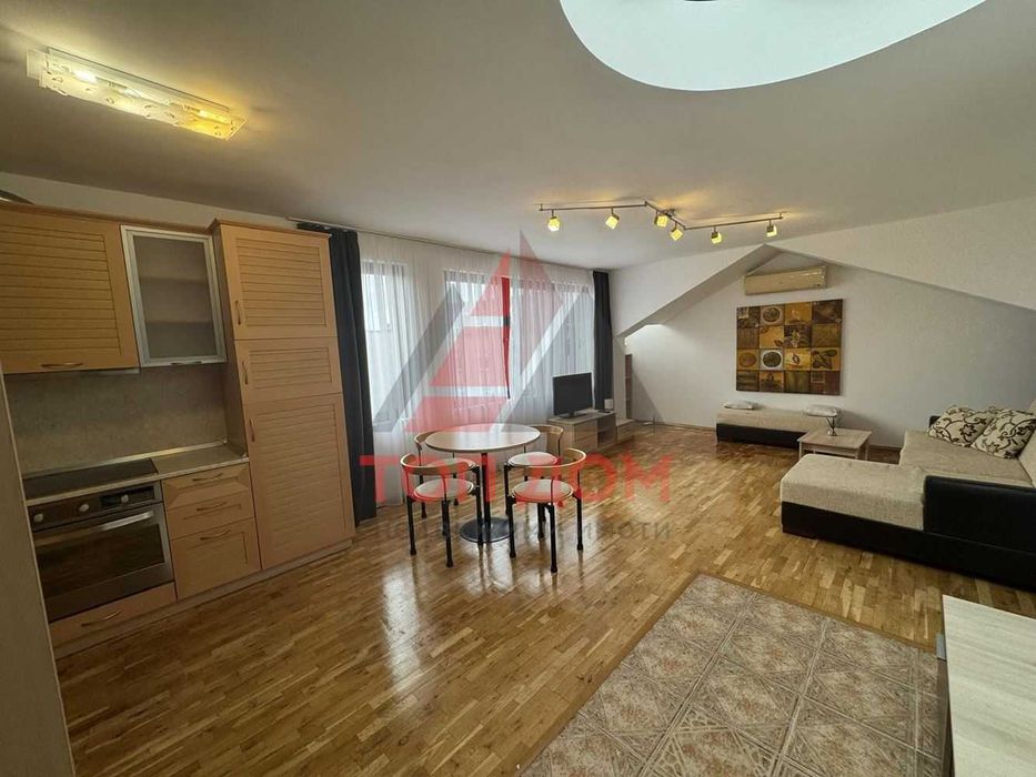 Дава се под наем Двустаен апартамент в Варна, Център - 70 кв.м за 650 € - Снимка #1