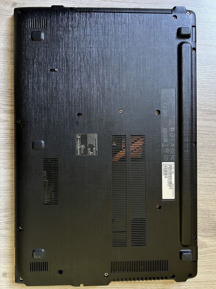 Acer Aspire E5-573G-39K5 Yellow