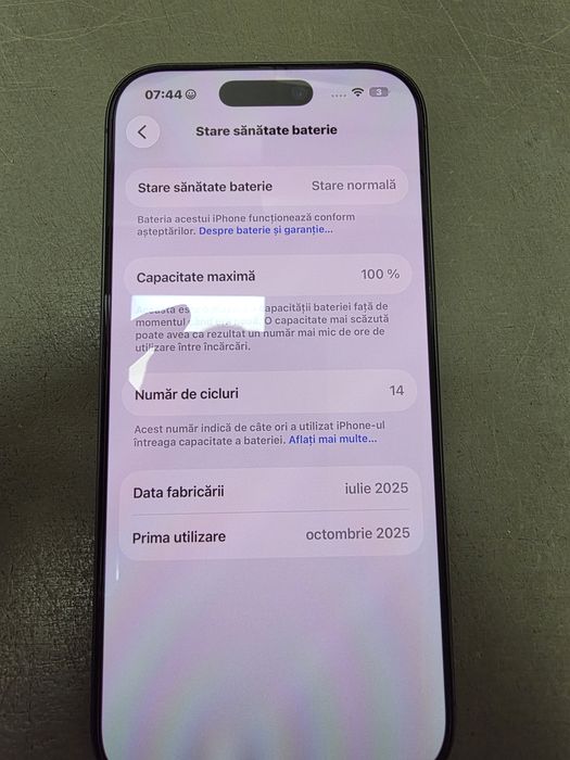 Vand IPhone 17 black