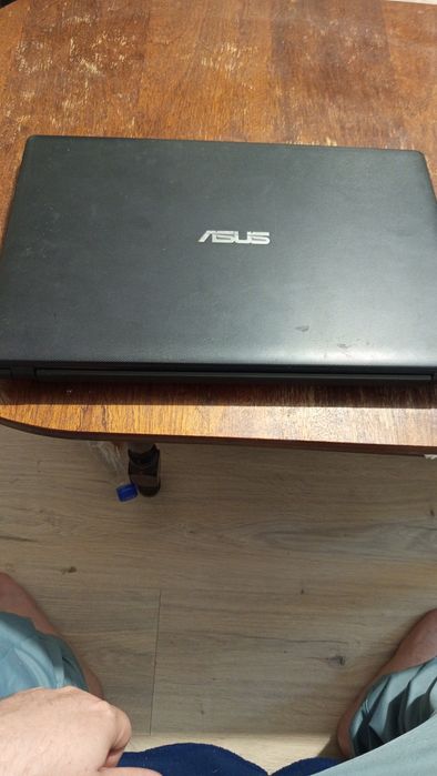 Лаптоп Asus x551m