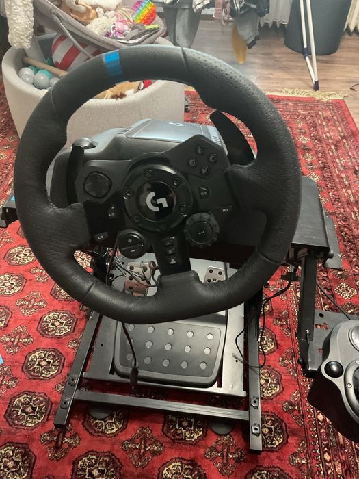 Volan Logitech G923 TrueForce cu schimbator Ps4 Ps5 Pc