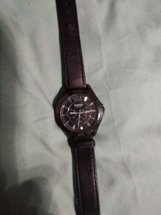 Продам часы в хорошем состоянии