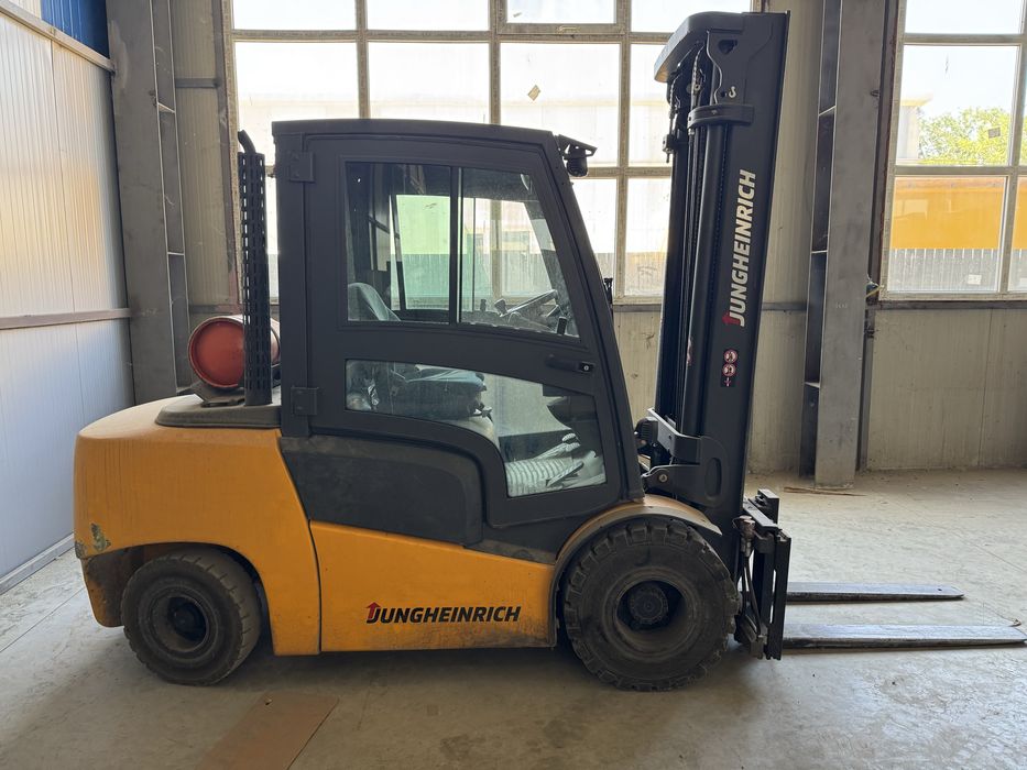 Motostivuitor JUNGHEINRICH 3,5T GPL