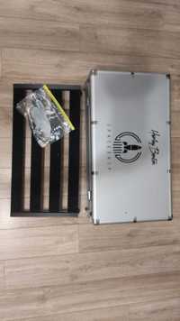 Pedalboard (pedalier) Harley Benton SpaceShip 60 cu Hardcase