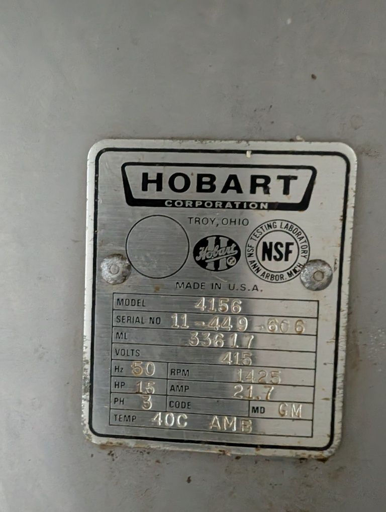 Mașină de tocat carne