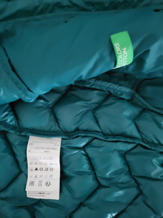 Яке Benetton размер 11 -  12 години