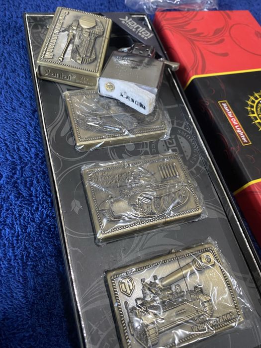 Bricheta. Set Brichete Metalice gen Zippo in cutie.