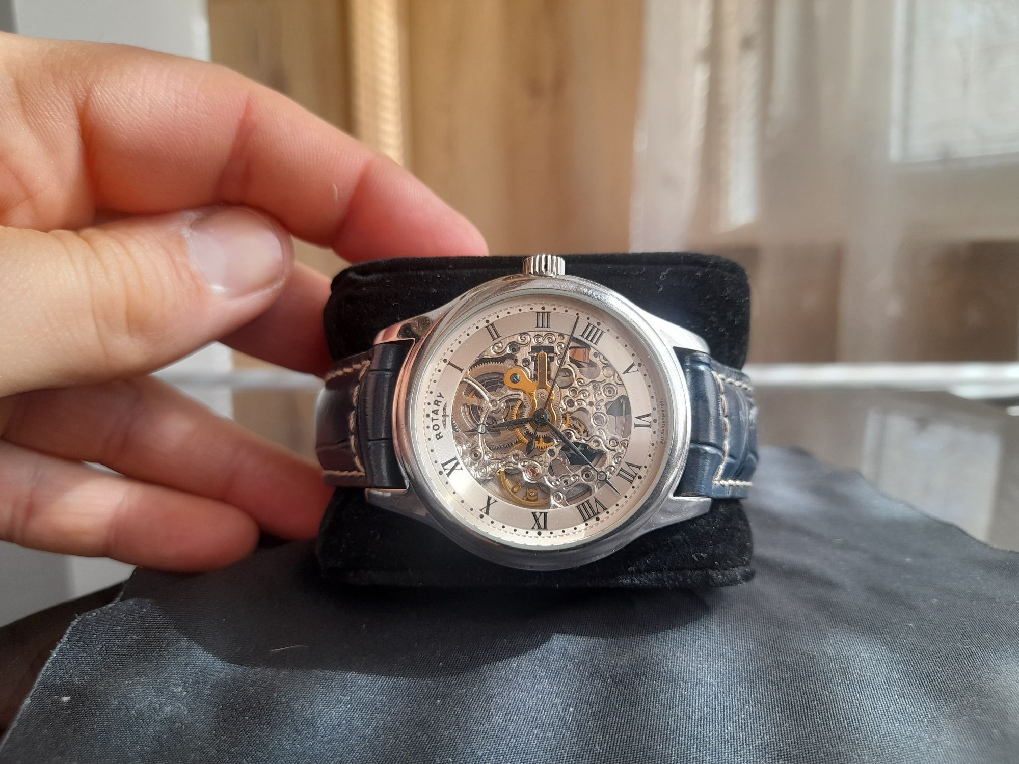 часовник Rotary skeleto