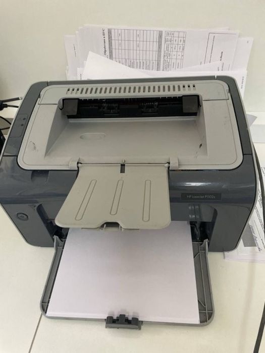 БУ принтер hp 1102