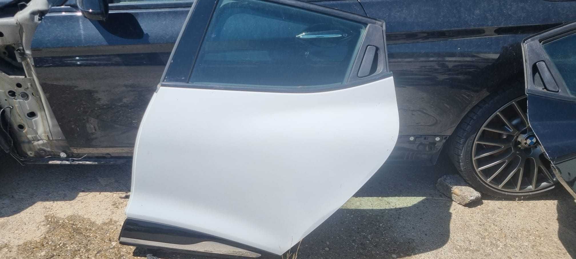 Usa spate stanga dreapta completa Renault Clio 4