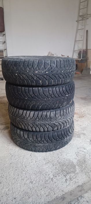 Продам зимние шины размер 185/65/14