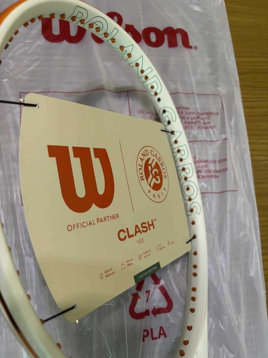 Нова тенис ракета Wilson clash v3 100 Roland Garros