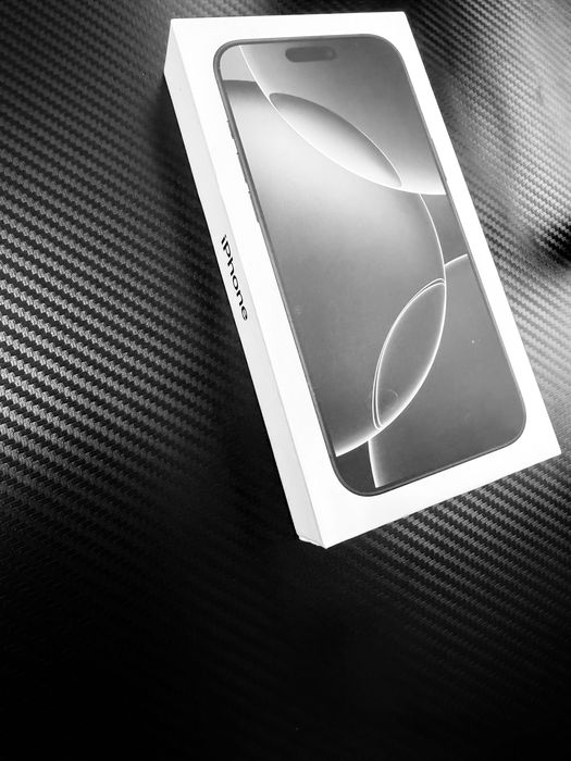 Продавам iPhone 16 Pro Max 1TB Black Platinum