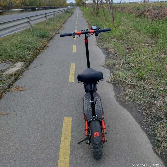 Електрически скутер, тротинетка със седалка 1200W 18AH, 55 км/ч