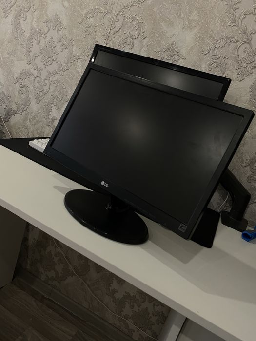 Монитор LG 19M38A LED 18,5’