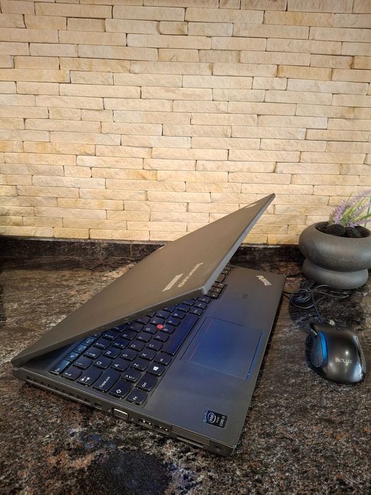 Лаптоп Lenovo ThinkPad T540p Intel Core i3