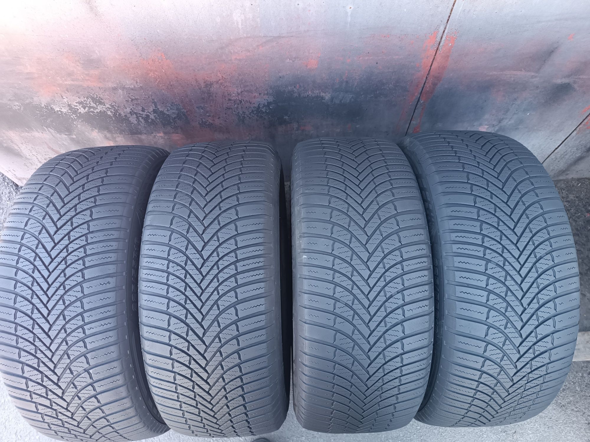 225/55/16 Firestone Дот 4820