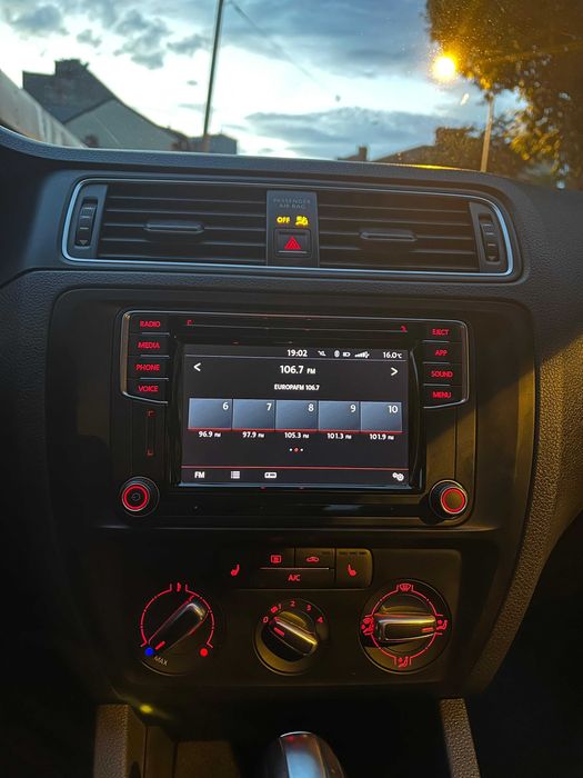 Volkswagen JETTA