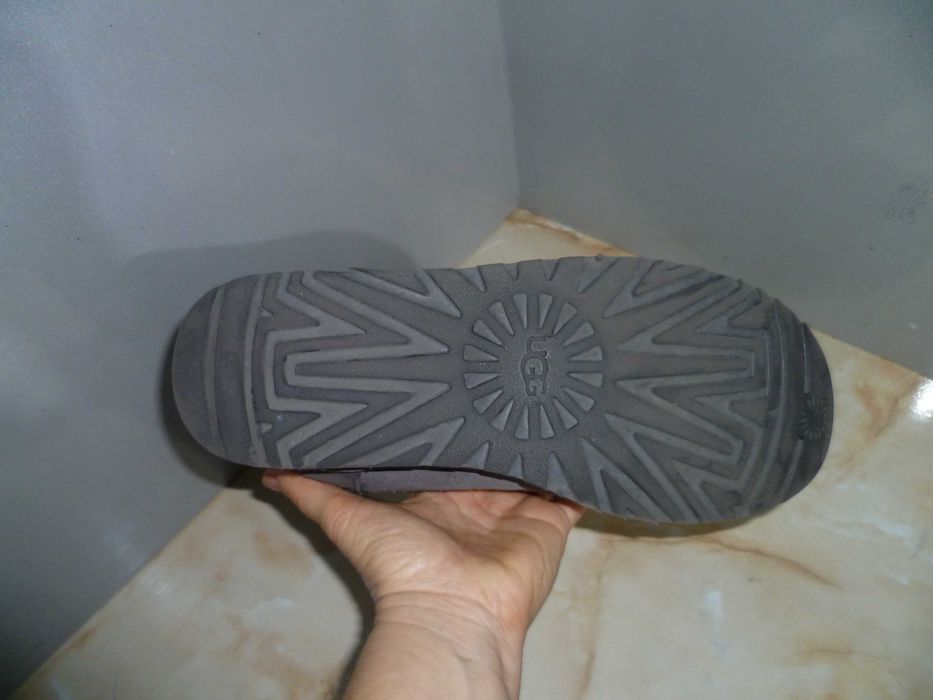 UGG оригинални ботуши №40