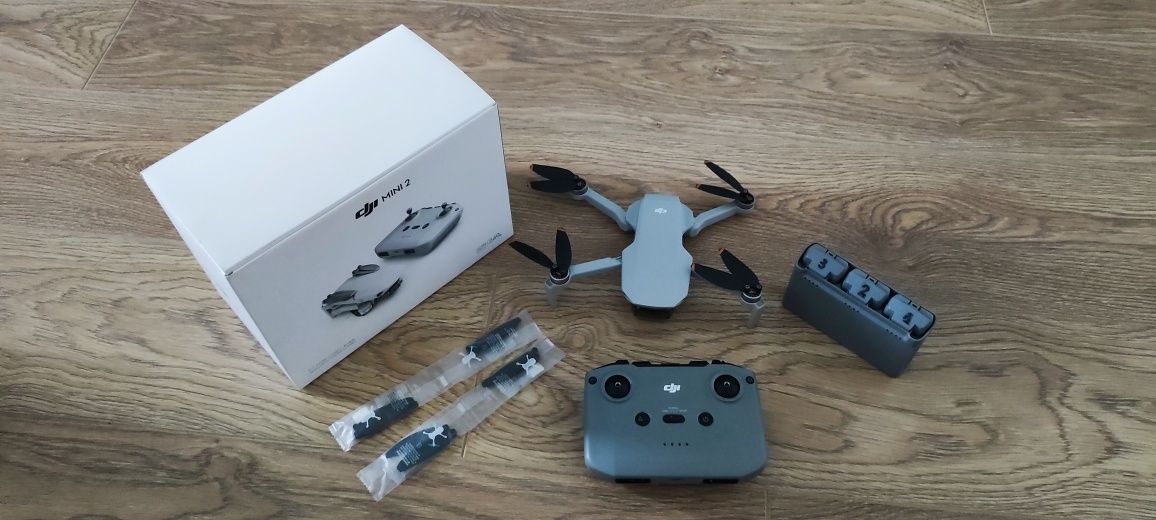 Dji mini 2  4k Fly more combo in stare perfecta