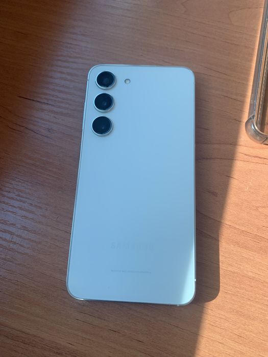 Samsung s 23 5g 8/256 gb srochna sotiladi