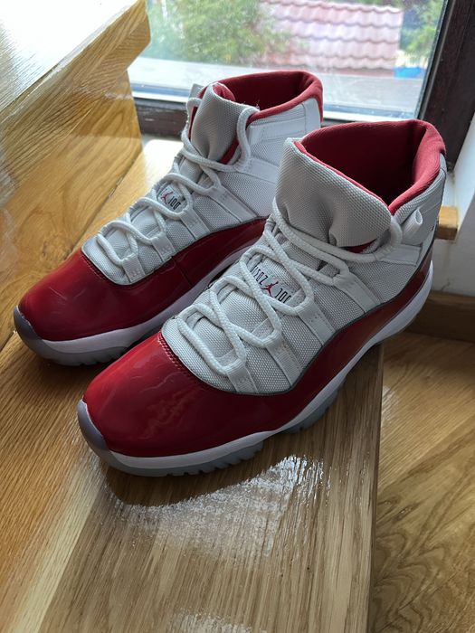 Jordan 11 Red Cherry [Originali], Marimea 42,5